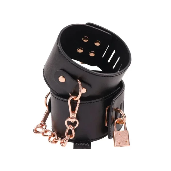 Brat Locking Hand Cuffs by Sportsheets