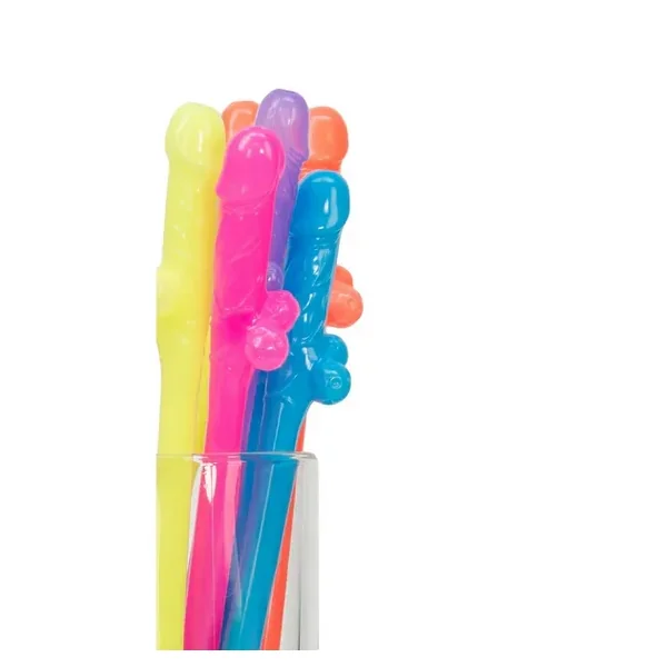 Dicky Sipping Straws