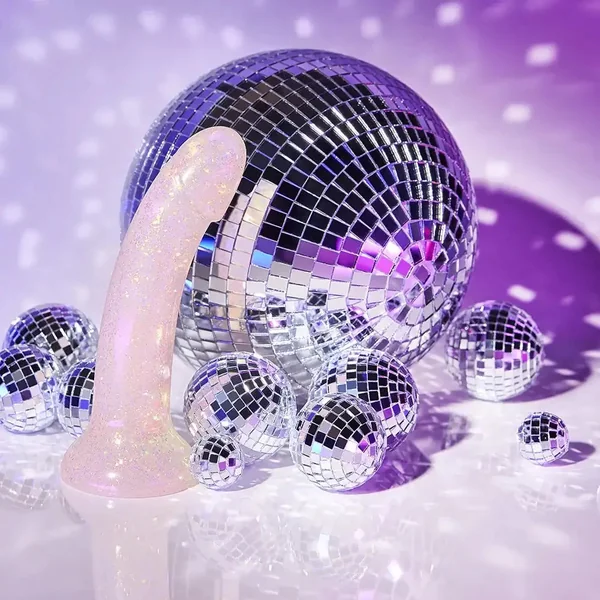 Extravaganza Dildoll