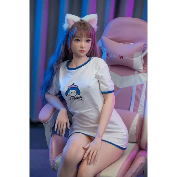 Kendra – 4’9″ | 145cm A Cup Doll