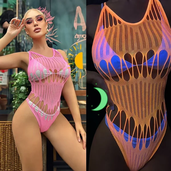 One (1) Piece Glow In Dark Fishnet -#001
