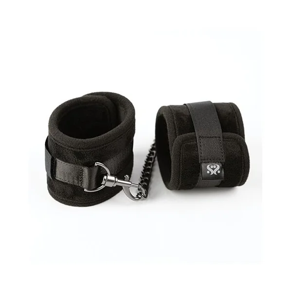 Sei Mio Legs Locked Padded Ankle Restraints
